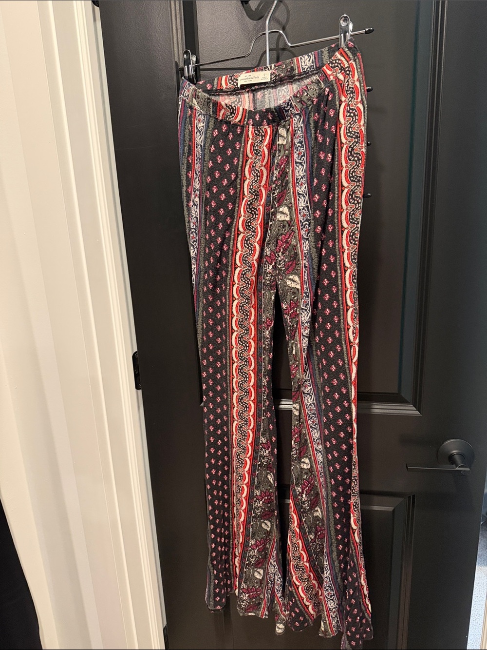 Abercrombie & Fitch Black and Red Printed Flare Pants